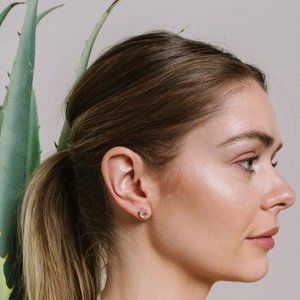 MINI HONOUR STUD EARRINGS - PINK QUARTZ & GOLD